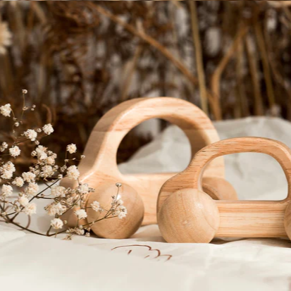 mini voiture en bois - voiture figurine