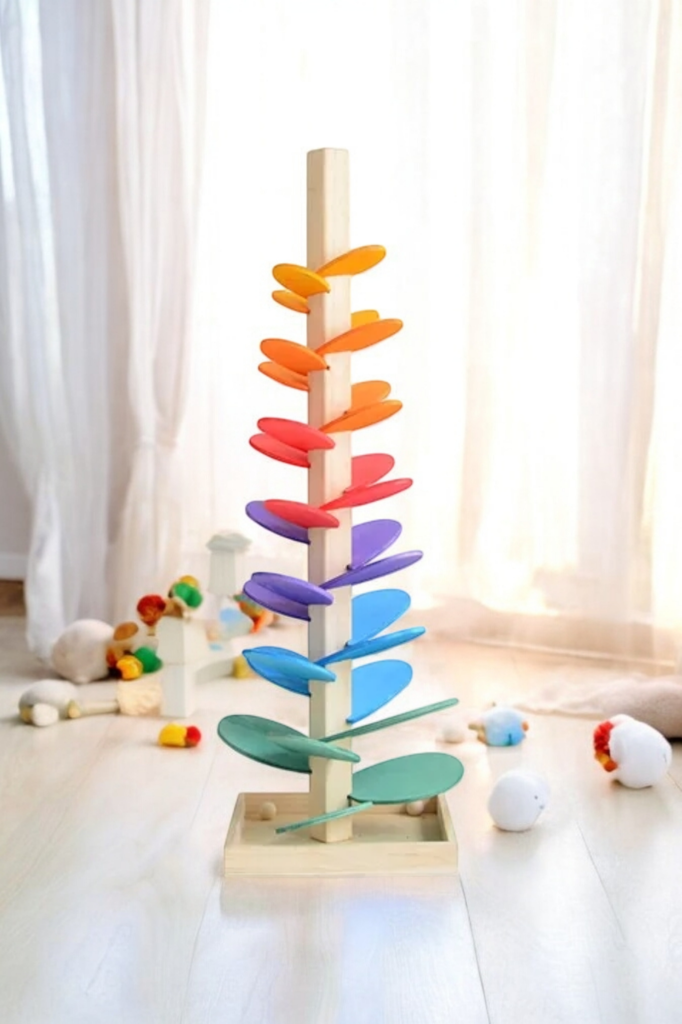 Arbre musical en bois - Cascade de boules colorées - Arbre montessori