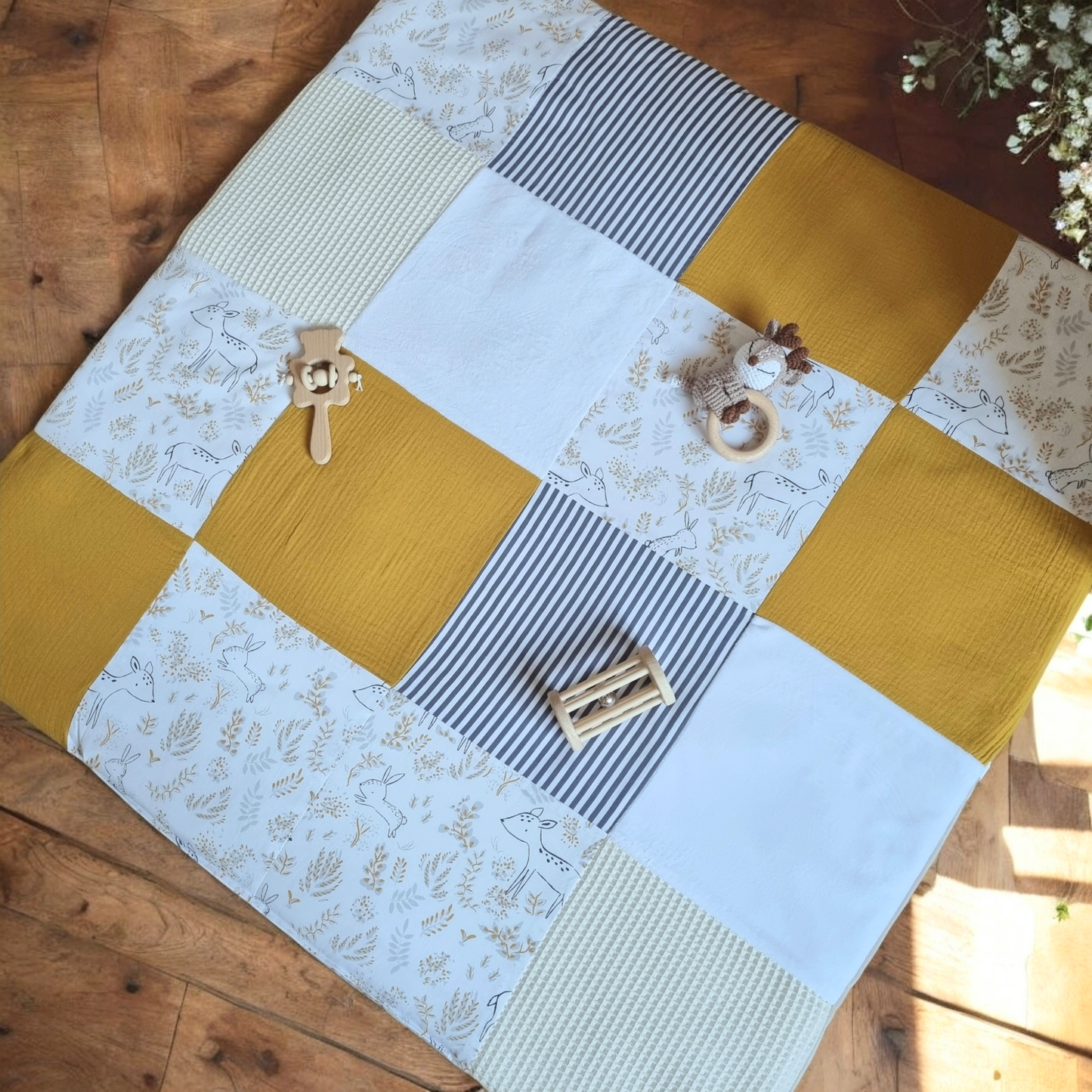 Large evolving play mat, doe and ochre, portable and machine-washable mat - Motor skills - Biquette Biquette