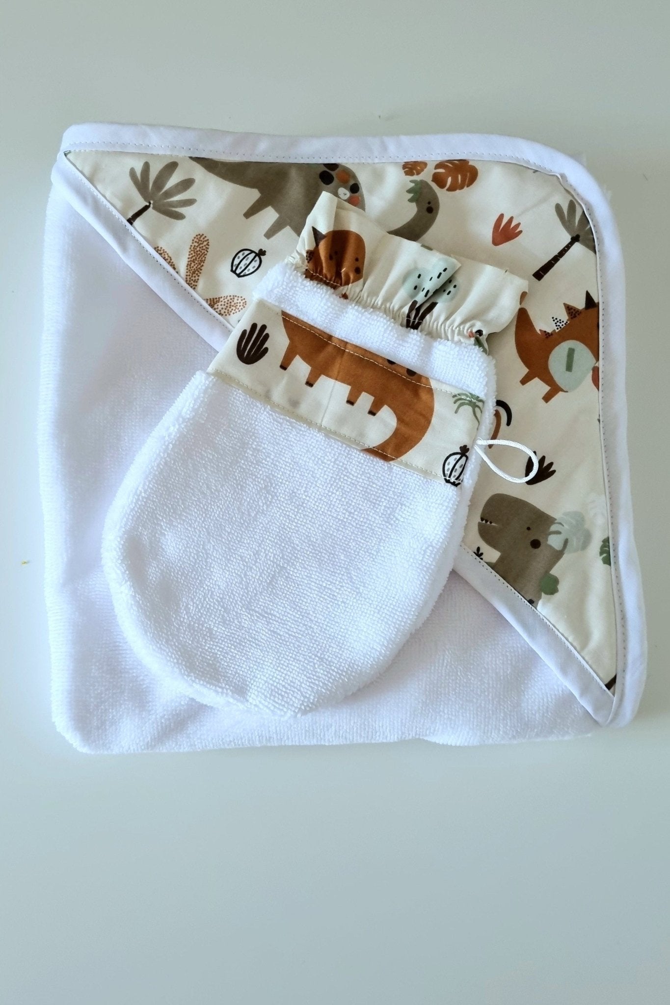 Cape de bain bébé Dino - éponge bambou - Biquette Biquette