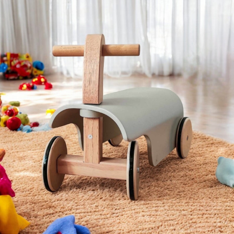 Véhicule porteur en bois - trotteur pour bébé - chariot de marche - Biquette Biquette