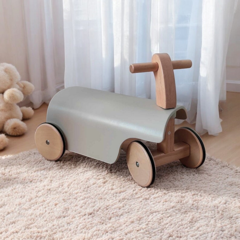 Véhicule porteur en bois - trotteur pour bébé - chariot de marche - Biquette Biquette
