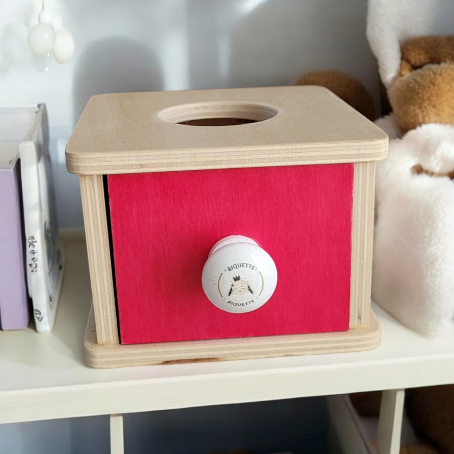 Boîte de Permanence en Bois avec Balle - Biquette Biquette