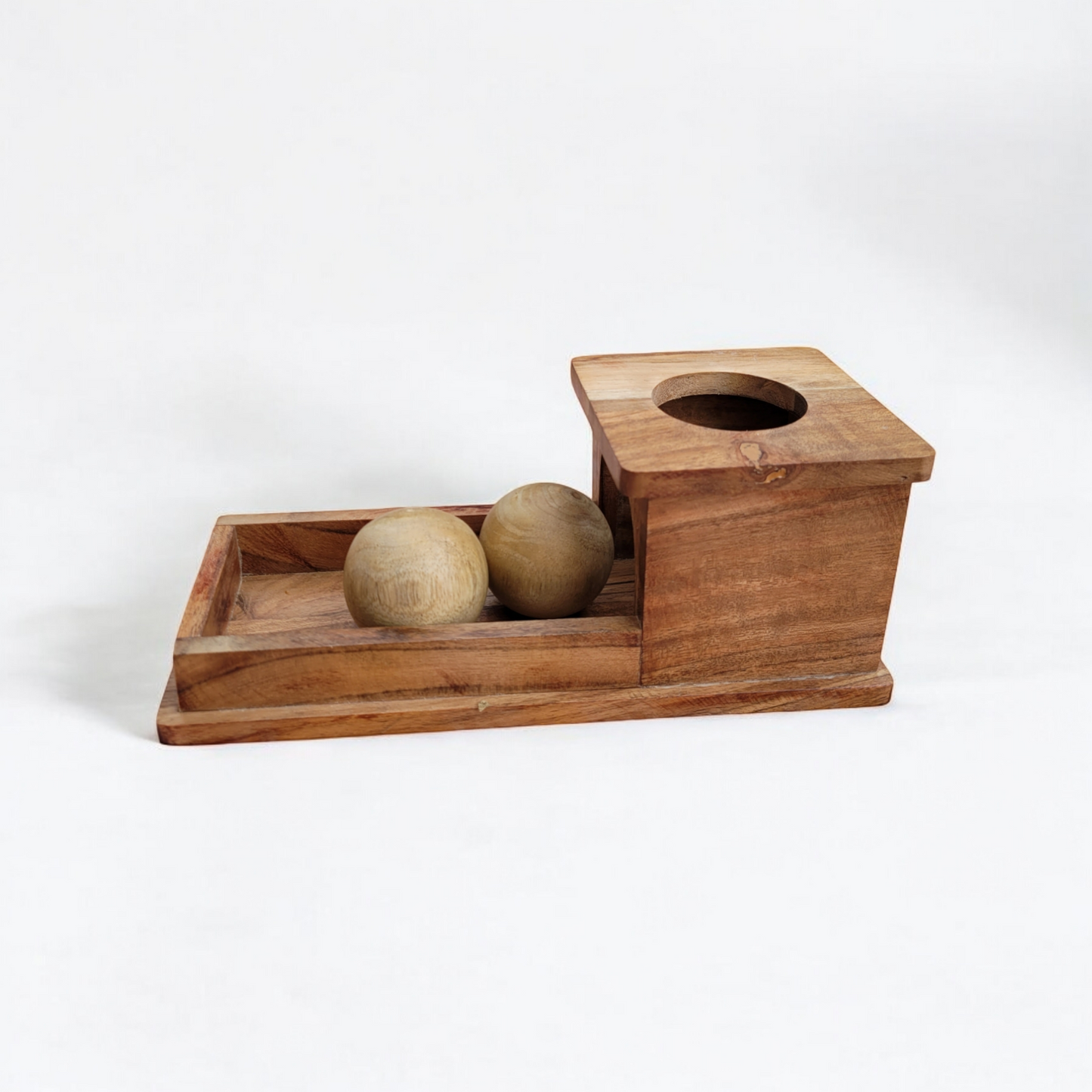 Boîte de permanence avec plateau et balle en bois. - Biquette Biquette