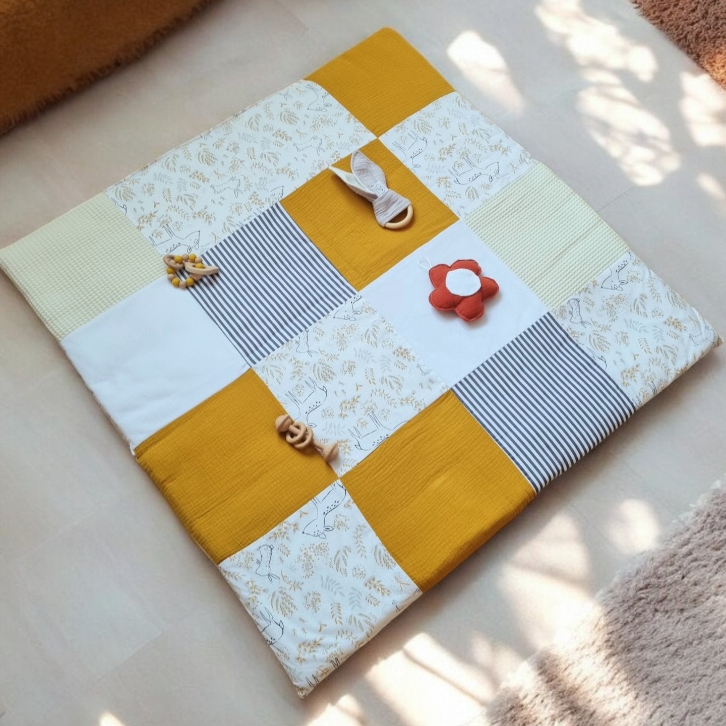 Tapis de Jeu Nomade Éducatif pour Bébé - Balade ensoleillée - Certifié OEKO-TEX® - Biquette Biquette