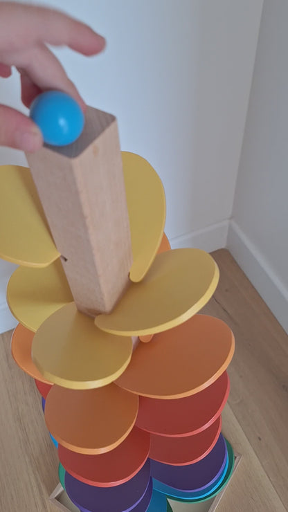 Wooden musical tree - Cascade of colored balls